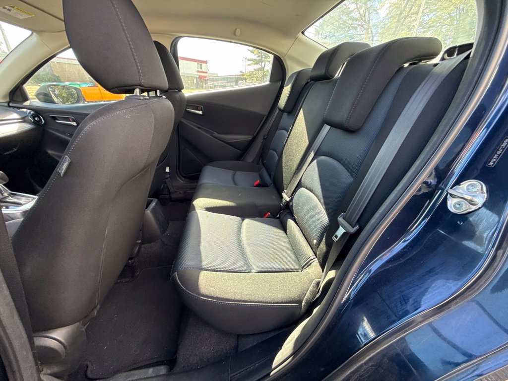 Used 2018 Toyota Yaris iA FWD image 10