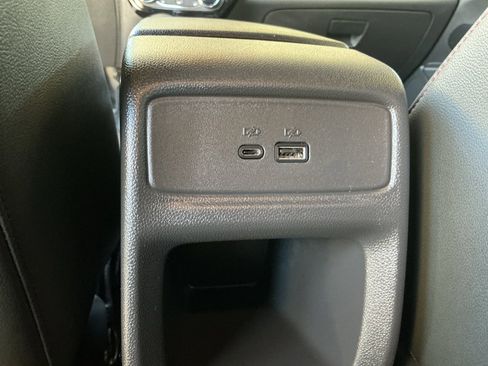 Used 2025 Chevrolet Trax RS w/ Driver Confidence Package image 18