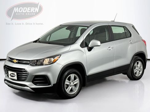 Used 2020 Chevrolet Trax LS w/ LPO, Protection Package image 1