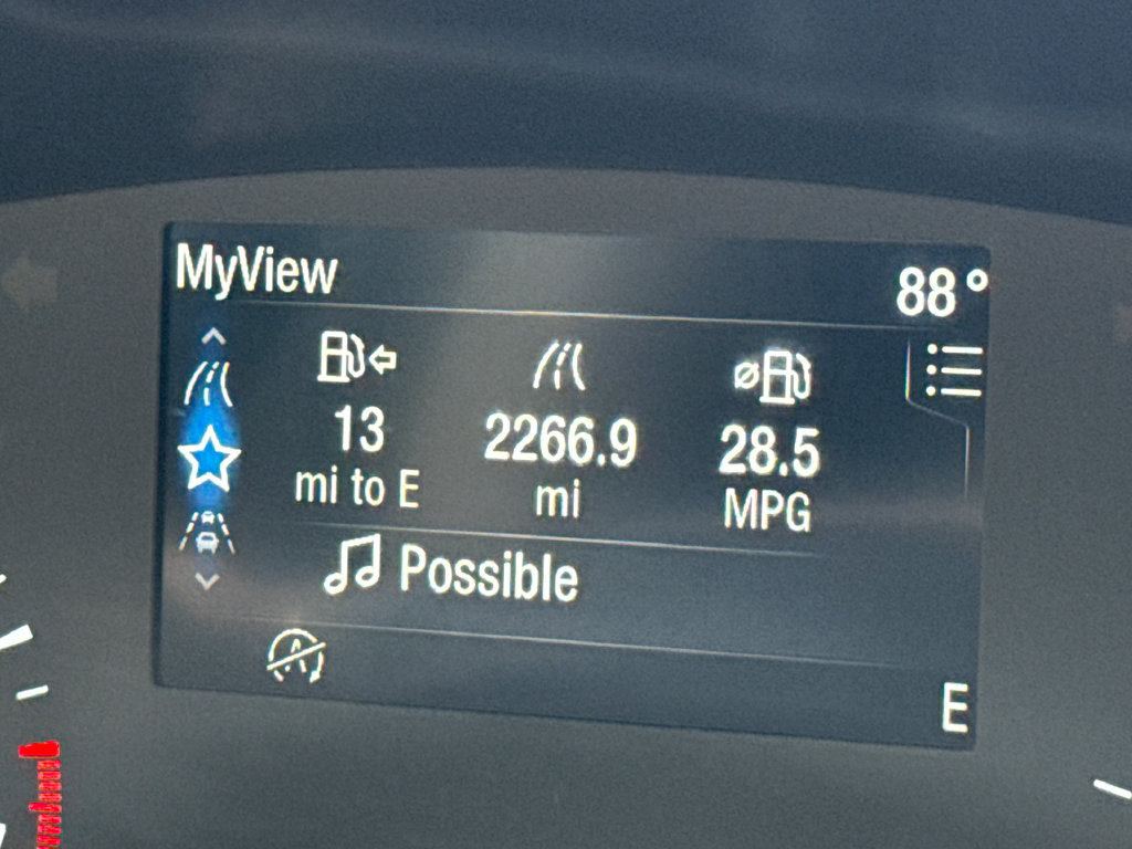Used 2022 Ford Escape SE w/ SE Sport Appearance Package FWD image 30