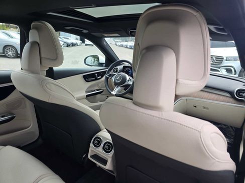 Used 2025 Mercedes-Benz C 300 Sedan image 15