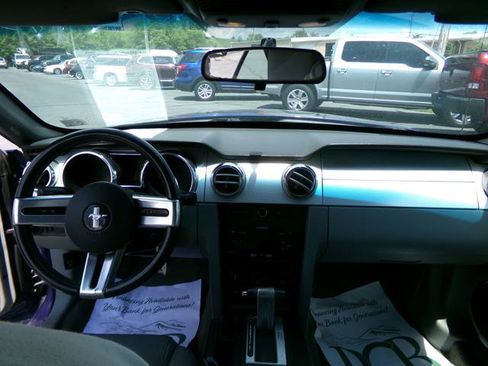Used 2005 Ford Mustang GT RWD image 7