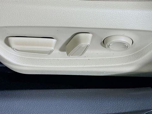 Used 2023 Toyota Camry LE image 13