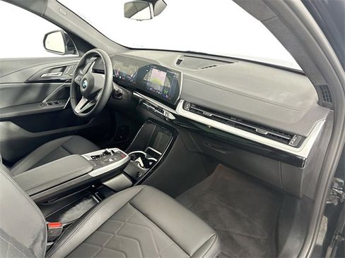 Used 2025 BMW X2 xDrive28i image 30