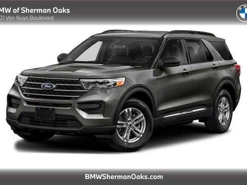 Used 2022 Ford Explorer XLT w/ Equipment Group 202A RWD image 1