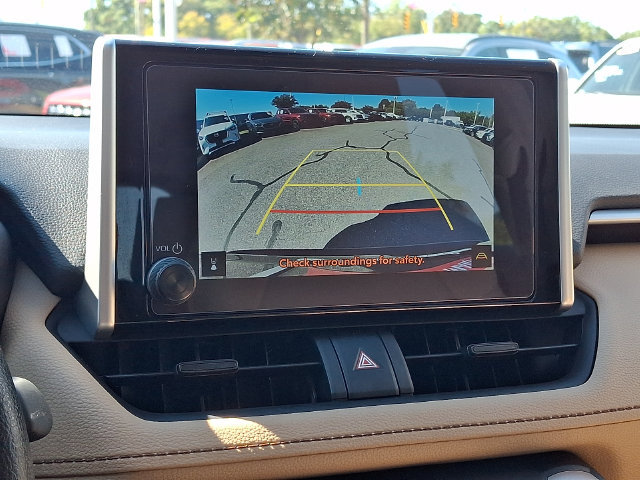 Used 2025 Toyota RAV4 XLE w/ Convenience Package FWD image 18