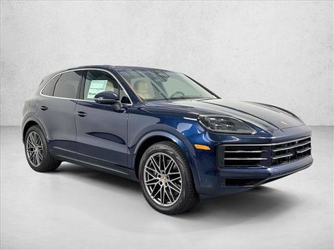 Used 2026 Porsche Cayenne AWD/4WD image 7