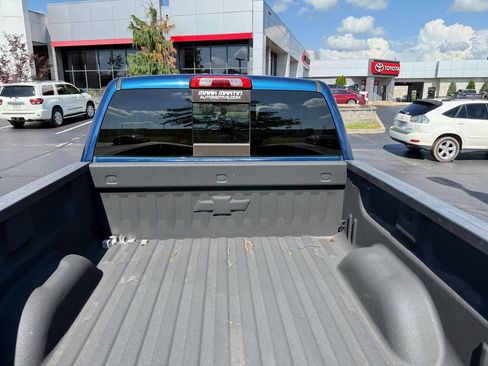 Used 2018 Chevrolet Silverado 1500 LT w/ All Star Edition AWD/4WD image 6