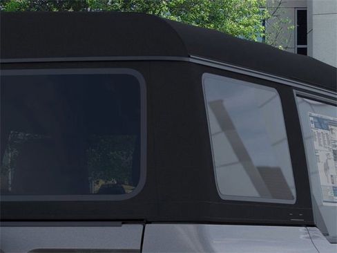 New 2025 Ford Bronco 4-Door image 25