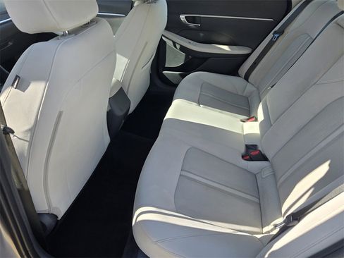 Used 2023 Hyundai Sonata SEL image 13