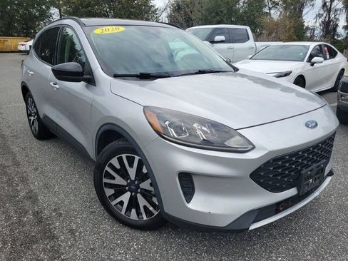 Used 2020 Ford Escape SE Sport image 8