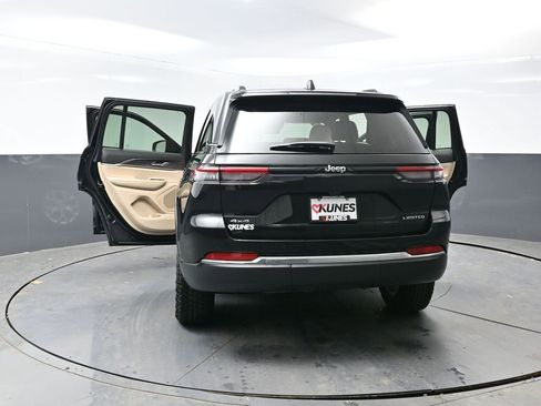 Used 2023 Jeep Grand Cherokee Limited AWD/4WD image 59