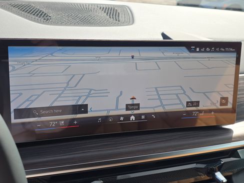 New 2026 BMW X5 xDrive50e w/ M Sport Package image 25