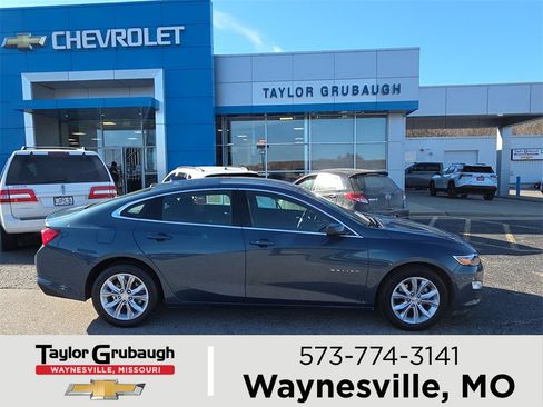 Used 2025 Chevrolet Malibu LT image 1