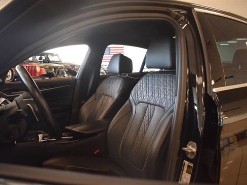 Used 2017 BMW 530i 530i 4dr Sedan image 53