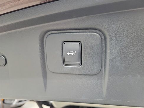 Used 2020 Nissan Murano SL w/ Moonroof Package image 31