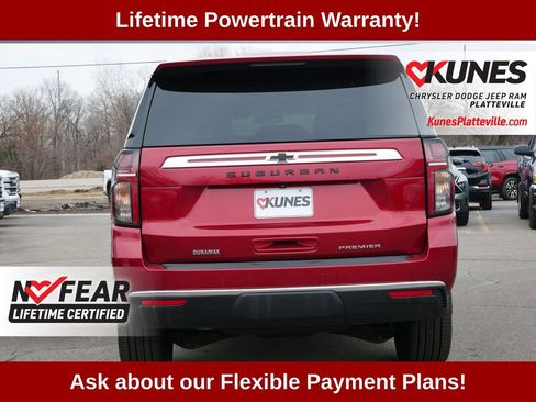 Used 2023 Chevrolet Suburban Premier AWD/4WD image 7