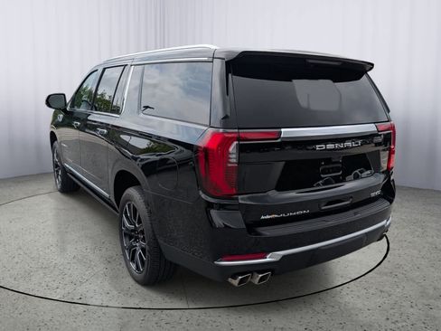 Used 2026 GMC Yukon XL Denali w/ Denali Reserve Package AWD/4WD image 5