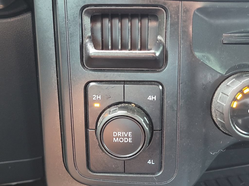Used 2025 Ford F150 STX w/ Equipment Group 200A AWD/4WD image 25