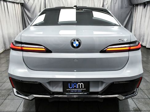 Used 2025 BMW 740i RWD image 5