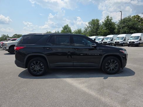 Used 2018 Chevrolet Traverse RS FWD image 8