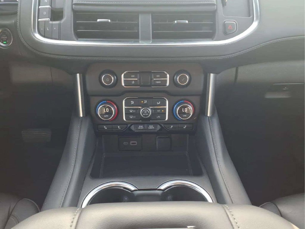 Used 2024 Chevrolet Tahoe LT RWD image 12