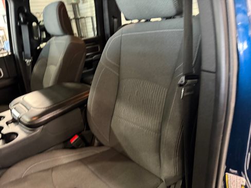 Used 2024 RAM 2500 Big Horn w/ Night Edition AWD/4WD image 47