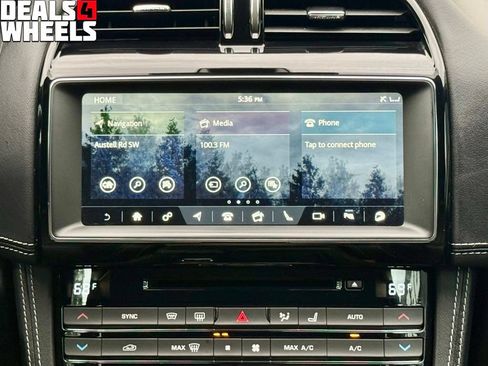 Used 2019 Jaguar F-PACE S AWD/4WD image 21