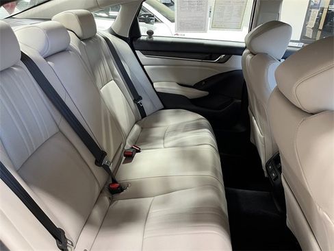 Used 2021 Honda Accord EX-L image 12