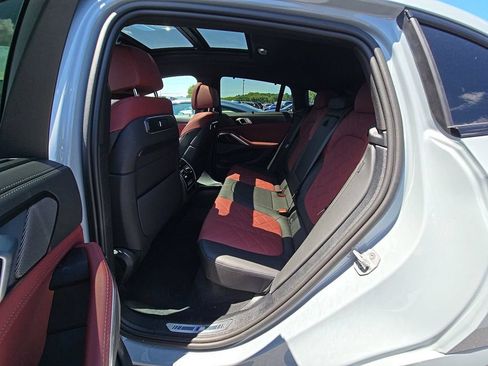 Used 2027 BMW X6 M60i AWD/4WD image 16