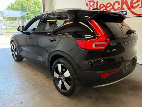 Used 2019 Volvo XC40 T5 Momentum AWD/4WD image 11