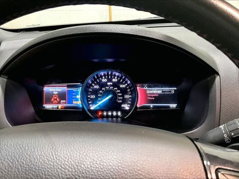 Used 2019 Ford Explorer Sport image 13