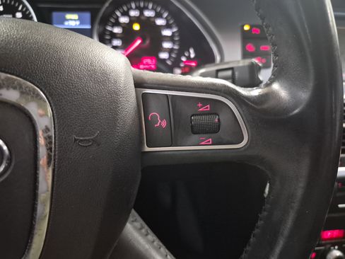 Used 2010 Audi Q7 3.6 Premium Plus image 26