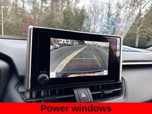 Used 2025 Toyota RAV4 XLE image 18