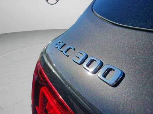 Certified 2021 Mercedes-Benz GLC 300 image 31