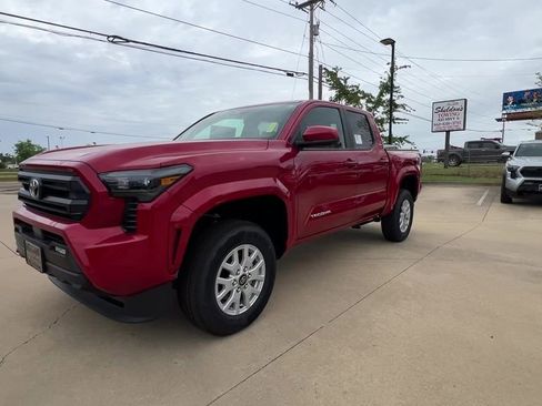 New 2026 Toyota Tacoma SR5 image 2