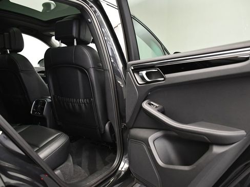 Used 2024 Porsche Macan S image 55