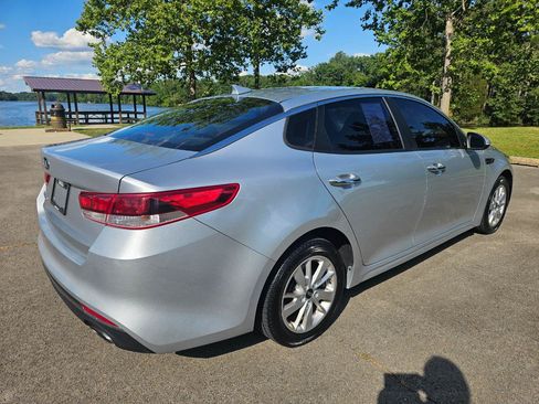 Used 2016 Kia Optima LX FWD image 5