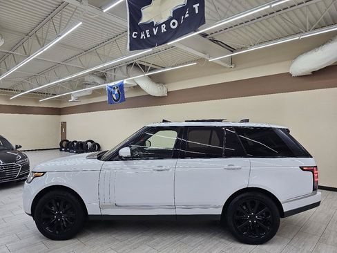 Used 2017 Land Rover Range Rover HSE AWD/4WD image 9