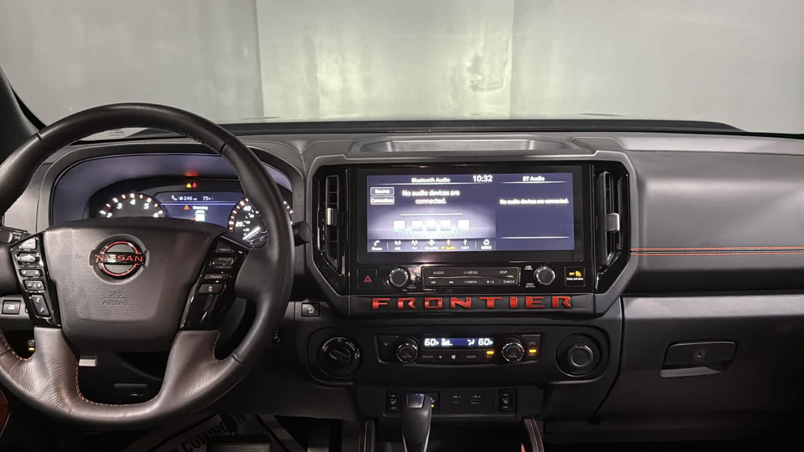 Used 2026 Nissan Frontier PRO-4X AWD/4WD image 28