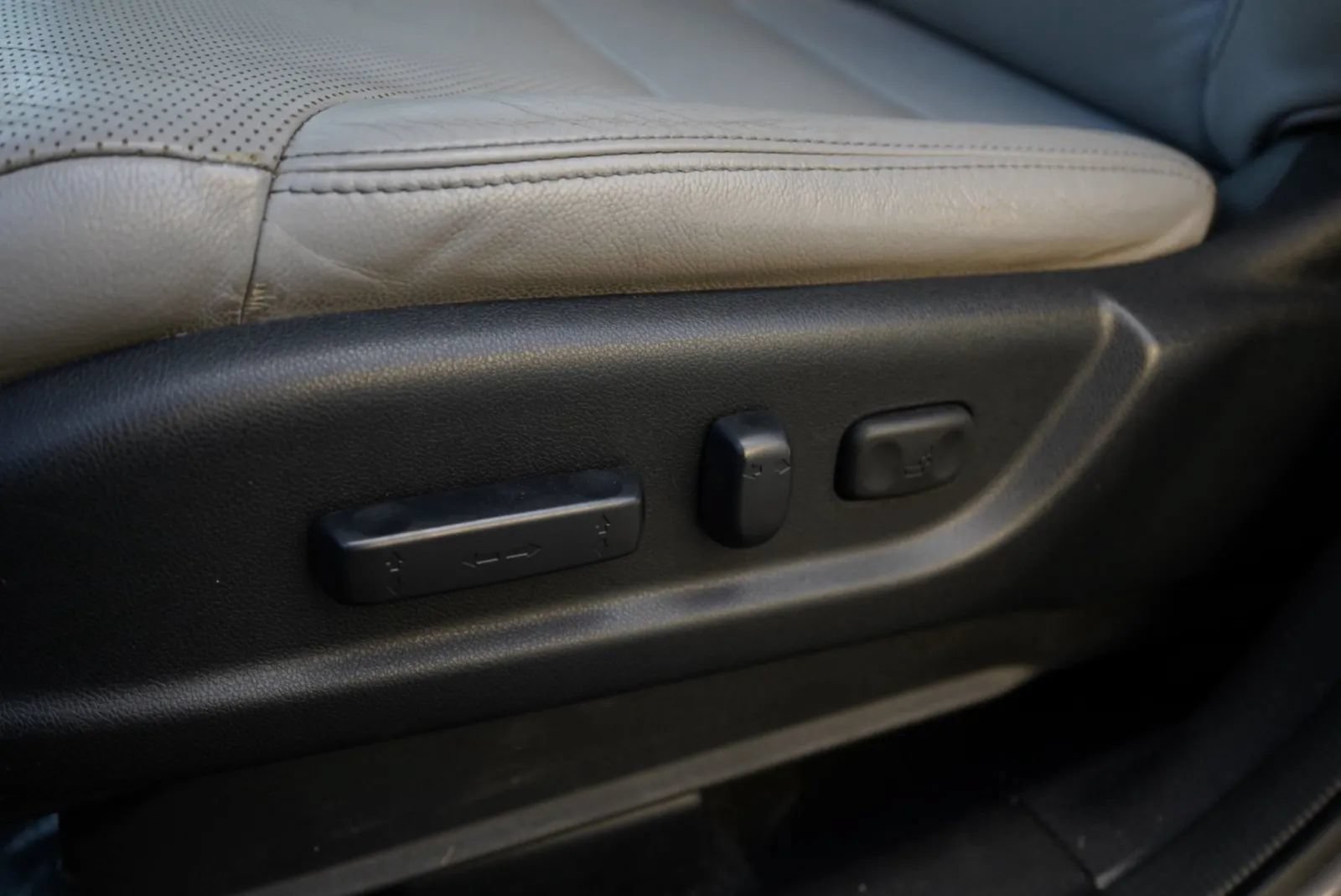 Used 2016 Honda CR-V Touring image 18