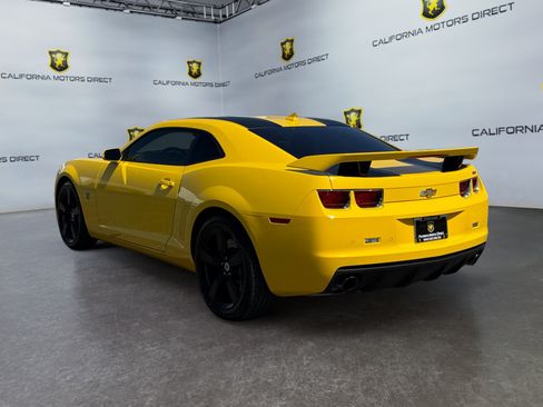 Used 2012 Chevrolet Camaro SS w/ Transformers 3 Edition RWD image 3