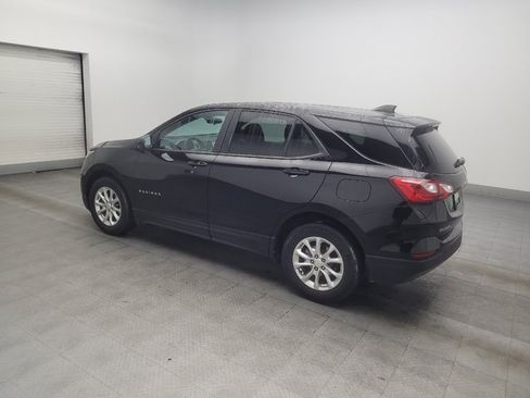 Used 2020 Chevrolet Equinox LS w/ LS Convenience Package FWD image 3