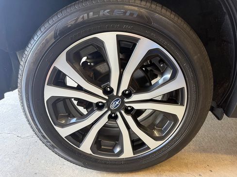 Used 2023 Subaru Forester Limited AWD/4WD image 36