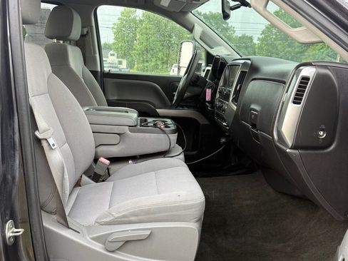 Used 2015 Chevrolet Silverado 2500 LT w/ Z71 Package, Off-Road AWD/4WD image 11