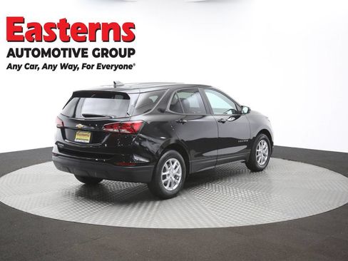 Used 2022 Chevrolet Equinox LS w/ LS Convenience Package FWD image 40