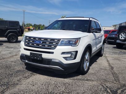 Used 2017 Ford Explorer XLT w/ Equipment Group 202A