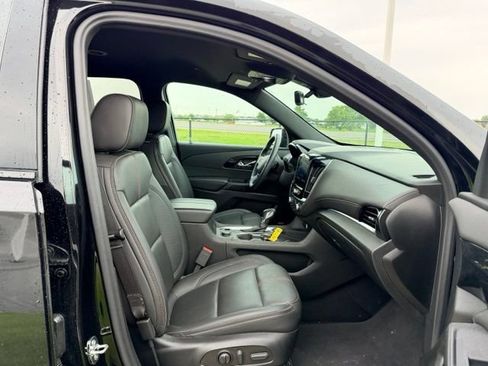 Certified 2023 Chevrolet Traverse RS AWD/4WD image 11