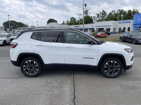 Used 2022 Jeep Compass Limited AWD/4WD image 20