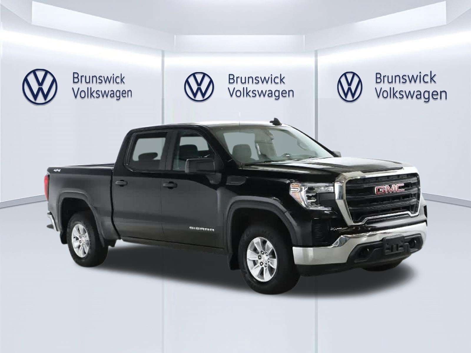 Used 2019 GMC Sierra 1500 4x4 Crew Cab w/ Convenience Package image 9